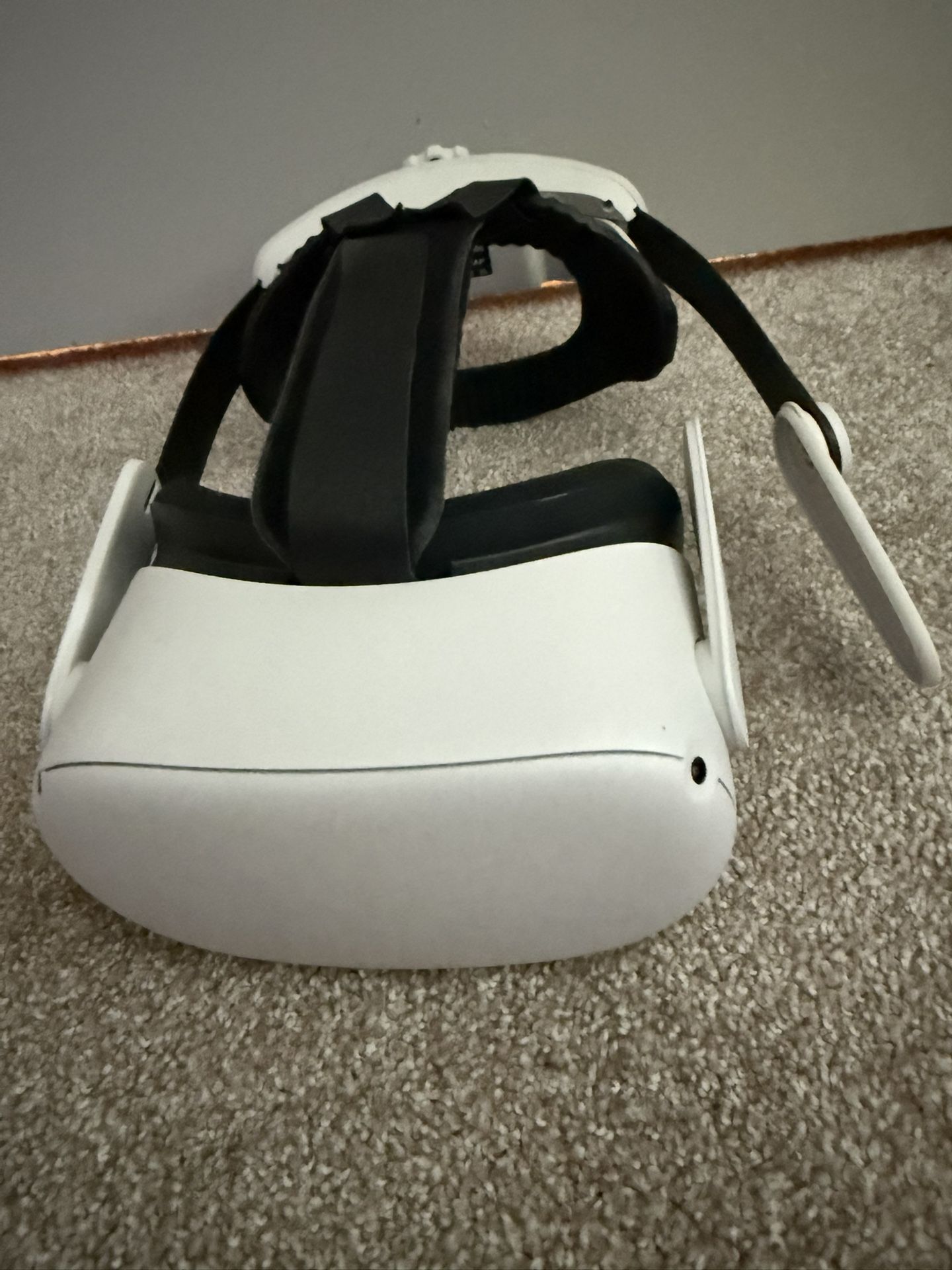 Meta Quest VR With Charging Stand Adjustable Head Strap And External Battery