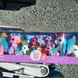 Members Mark Unicorn Family Playset