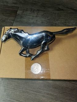 Vintage 1975–1978 Ford Mustang II Running Horse Grille Emblem – OEM D5ZB-8216-AB