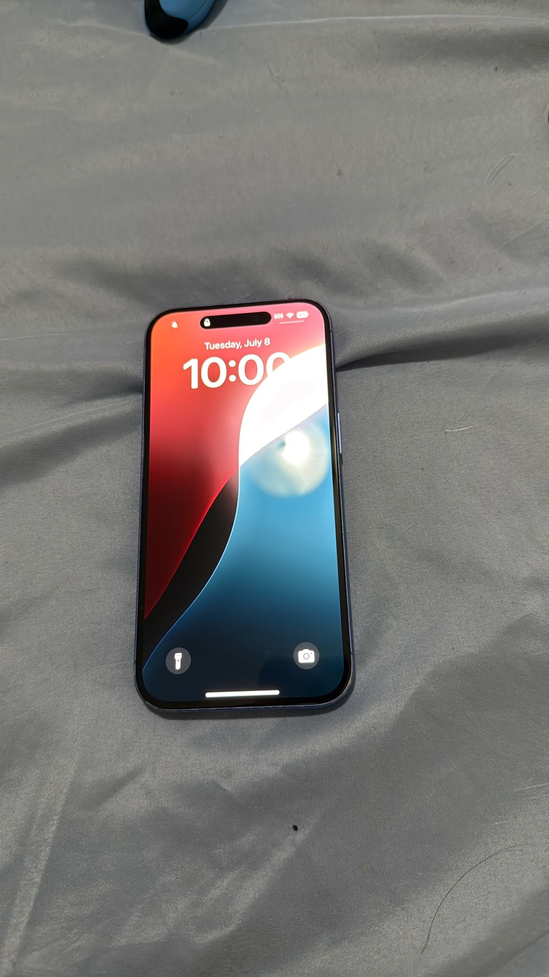 iPhone 16