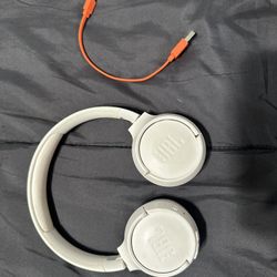 JBL Bluetooth Headphones 