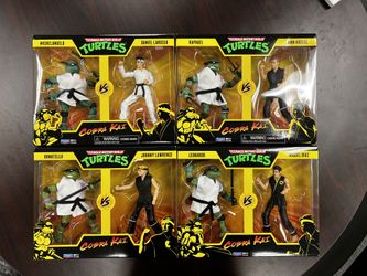 Full set Ninja Turtles Vs Cobra Kai (Brand New)