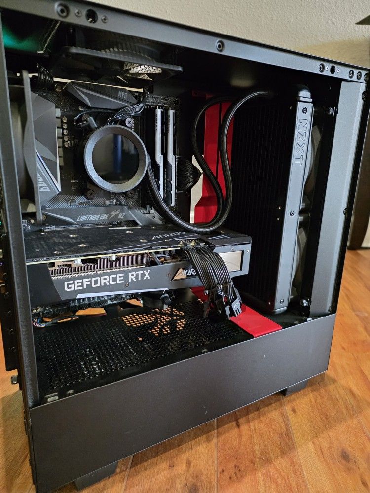Custom NZXT Gaming PC – RTX 3070 / Ryzen 7 / 32GB RAM – Well Maintained