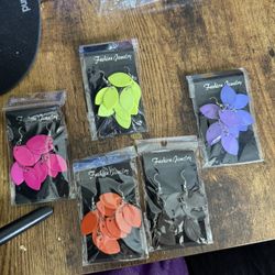 New leaf dangle earrings - 5 pairs, multi color