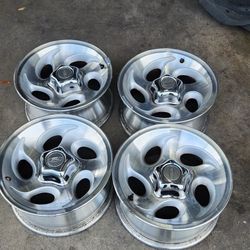 Ford 15"x7"x4.5 RIMS