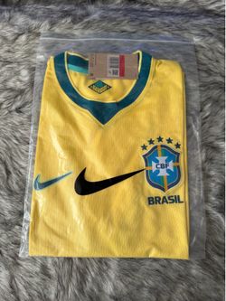 Brazil World Cup jersey size large