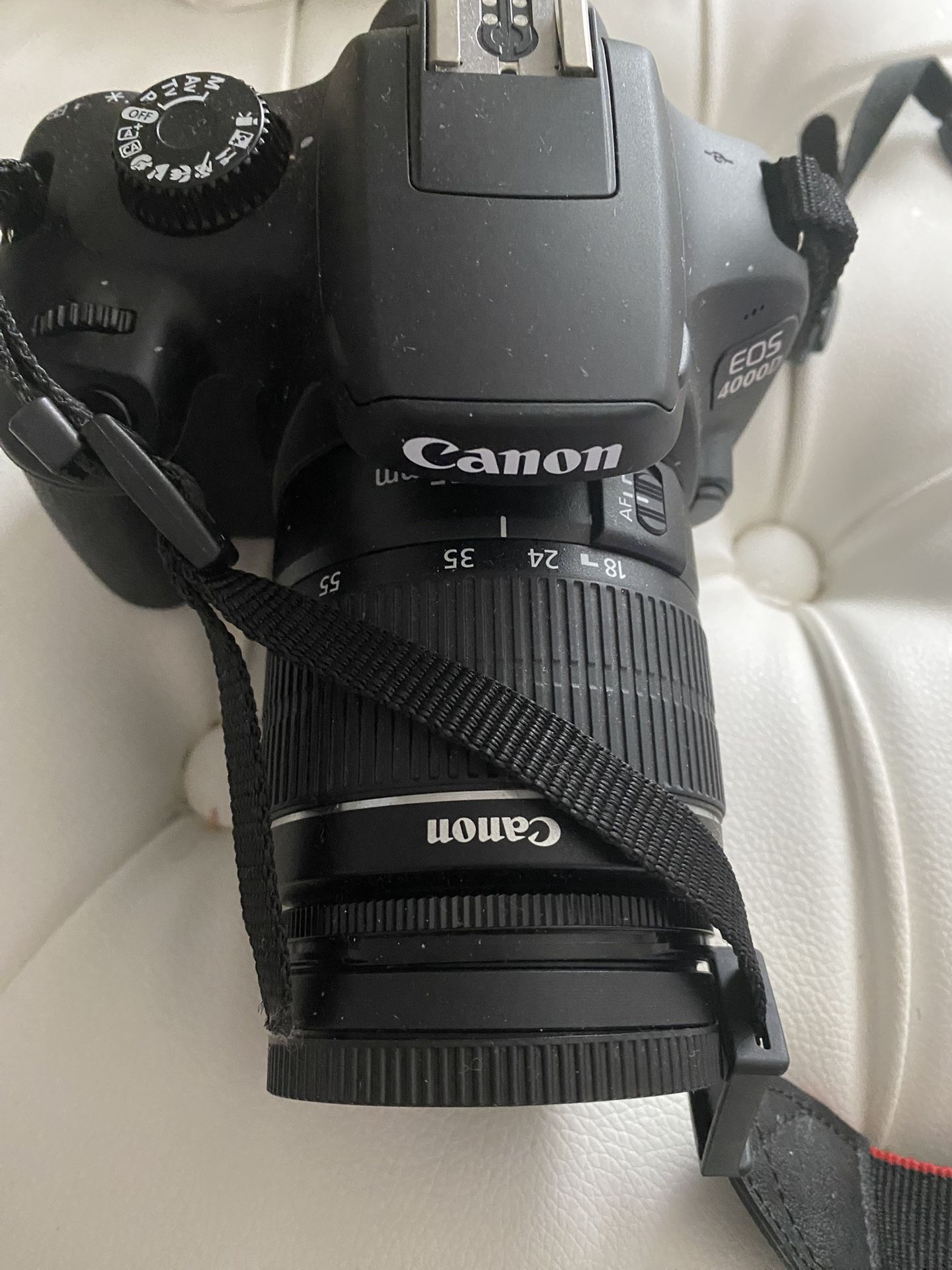Canon camera EOS 4000D T