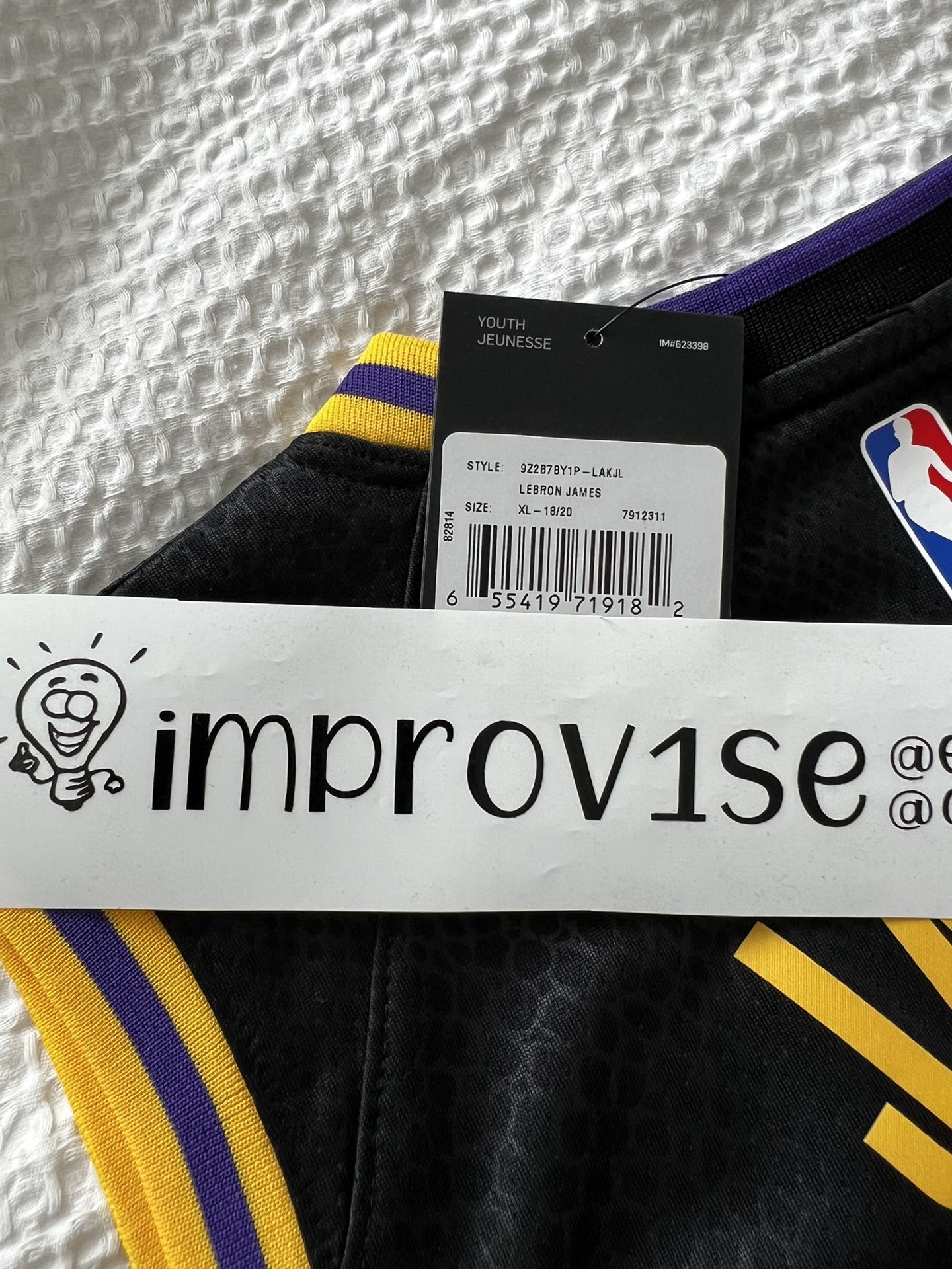 Nike Los Angeles Lakers Kobe Bryant Black Mamba City Edition Swingman  Jersey Men’s Large for Sale in Irvine, CA - OfferUp