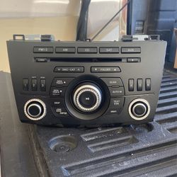 2011 Mazda 3 Radio