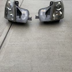 Cadillac CTS headlights