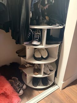Rotating Shoe Rack
