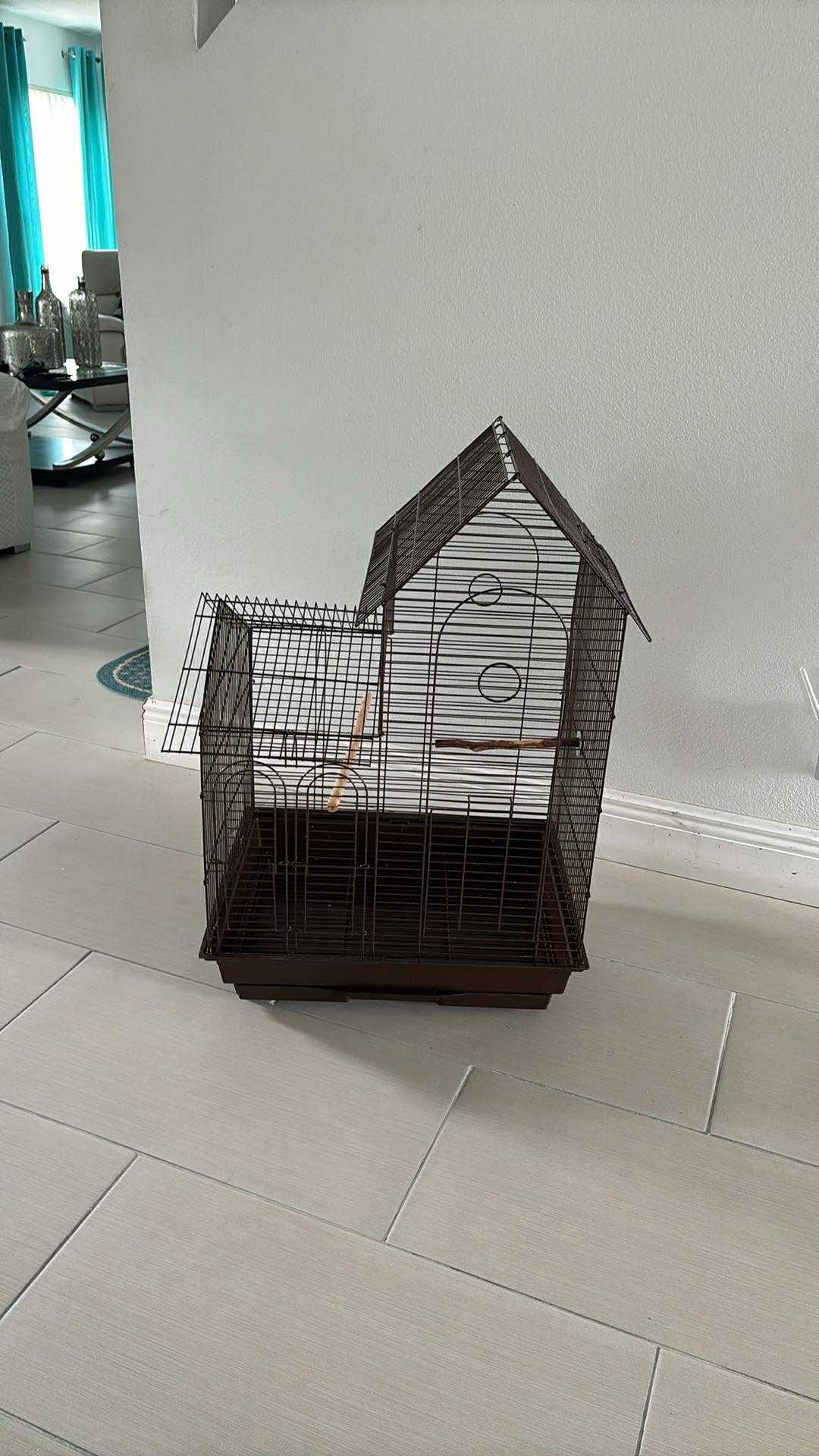 30” x20”x16” Birds Cage Like New