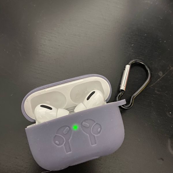 Airpod Pro Case & Hook for Sale in Jacksonville, FL OfferUp