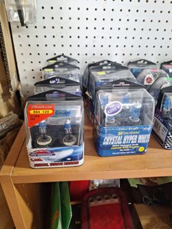 New halogen bulbs $15 each
894, 9004, 9005, 9007, H10

Luces nuevas de Halogen $15 cada par