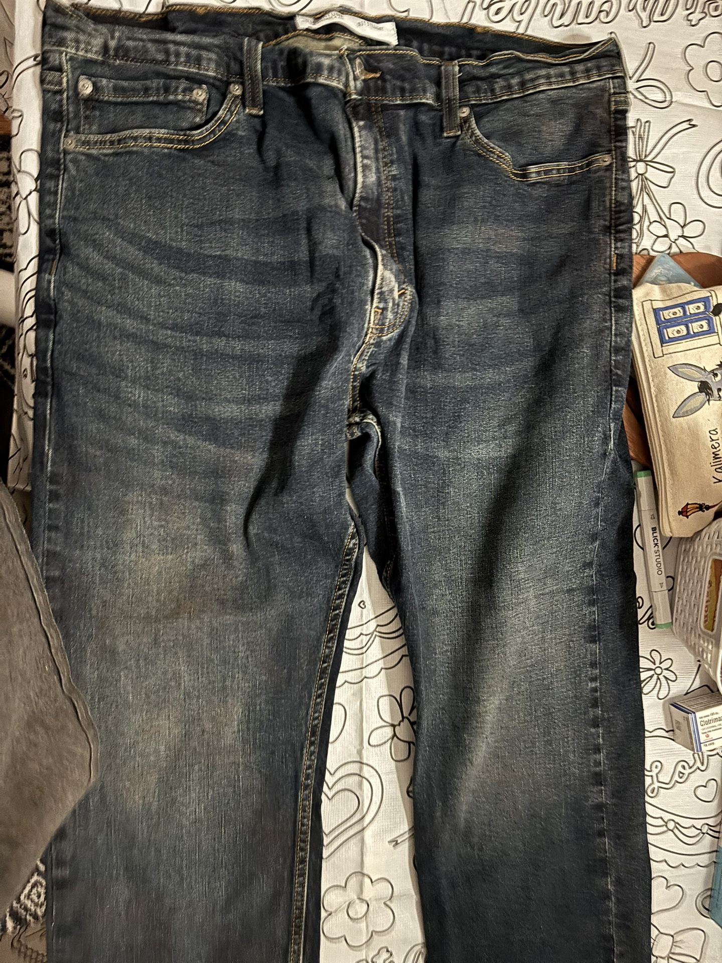 Men’s Levi Jeans Size 40/30