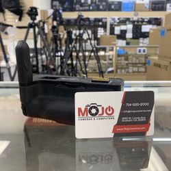 FUJIFILM X-T4 Battery Grip Preowned 
