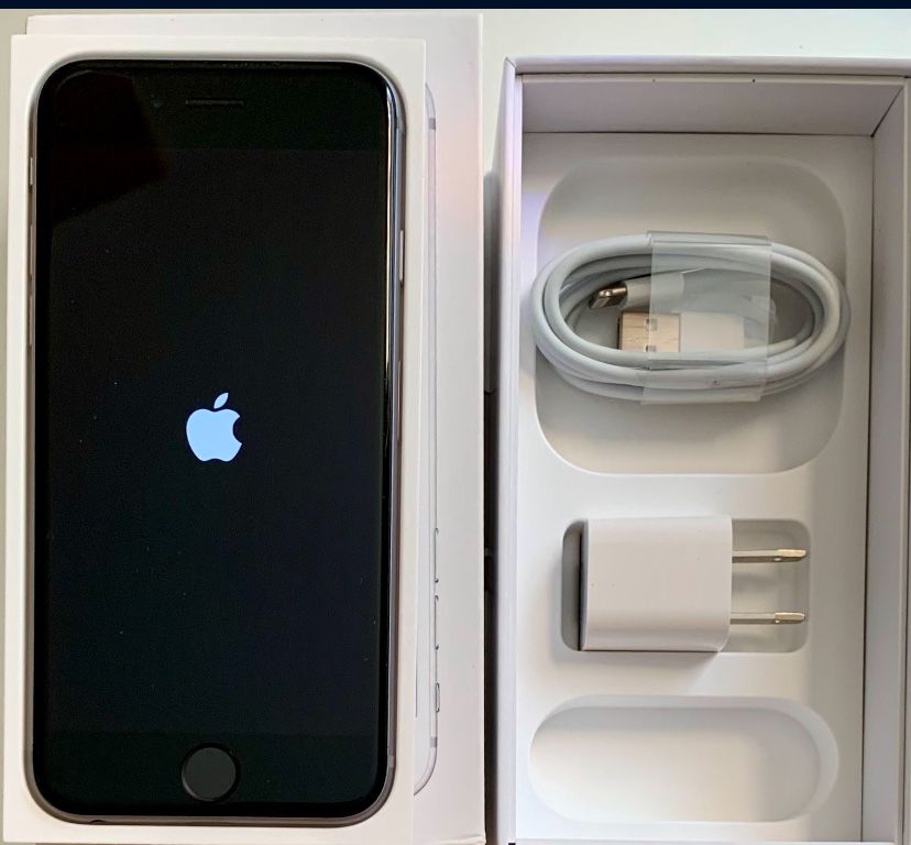 Apple iPhone 7 - 256 GB - FACTORY UNLOCKED for ANY CARRIERS - Jet black
