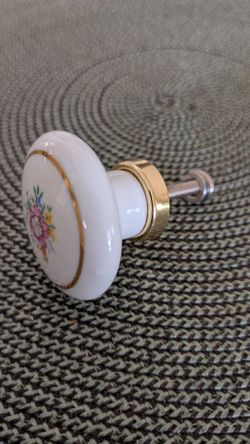 30 Painted Porcelain cabinet knobs 1½"
