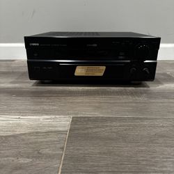 Yamaha RX-V2200 Receiver  