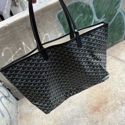 Goyard tote bag