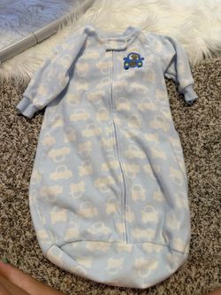 Carter’s flannel monkey theme sleep sack. Size 0/9 months