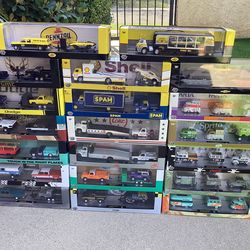 New Sealed M2 Machines Haulers Sets Diecast Cars Scale 1:64  (VALENCIA)  $25 $30 $35 $40 Each One