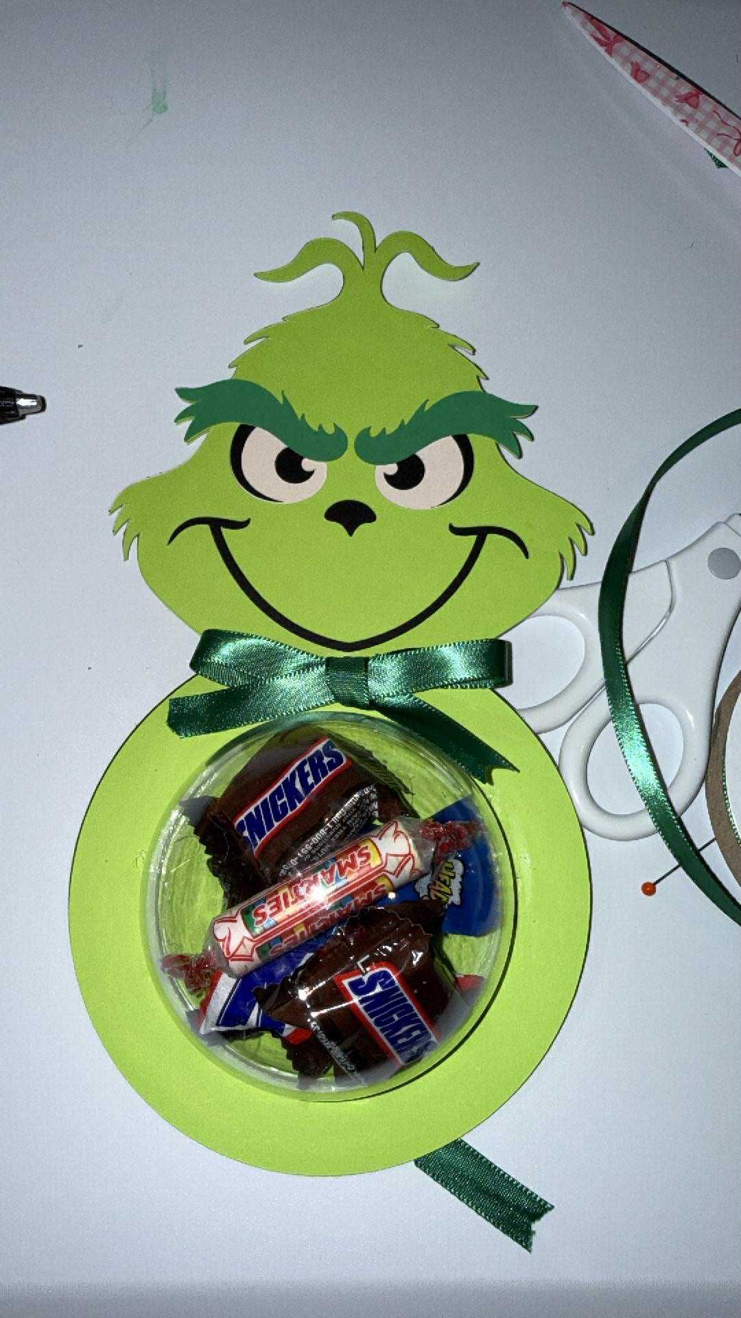 Grinch Candy Holder 