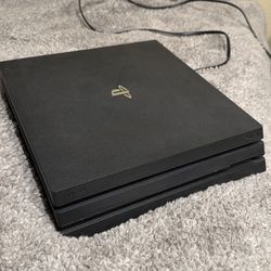 PS4 PRO (only missing remote) (Great Condition)