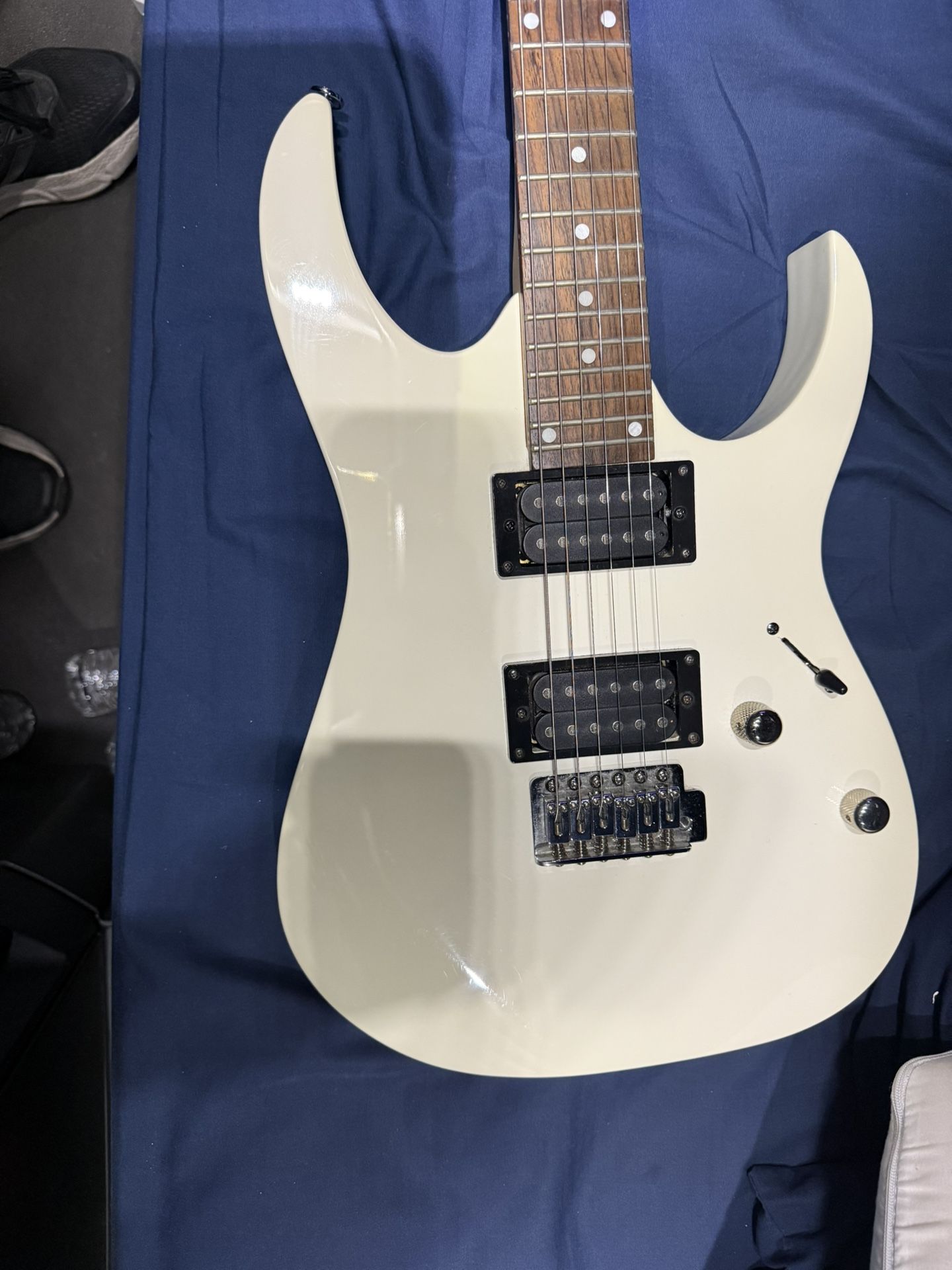 Ibanez Gio Electric Guitar