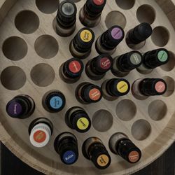 Essential Oils & Organizer 19 Oils! 