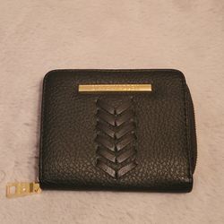 Steve Madden Black Zippered Mini Wallet 
