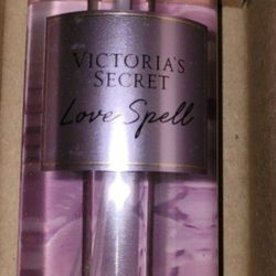 Women's Victoria Secret Body Spray 