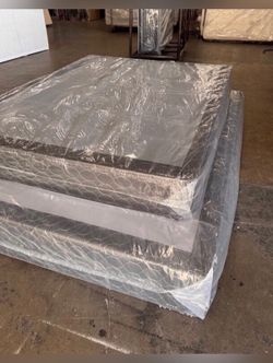 Full size box spring /  Base