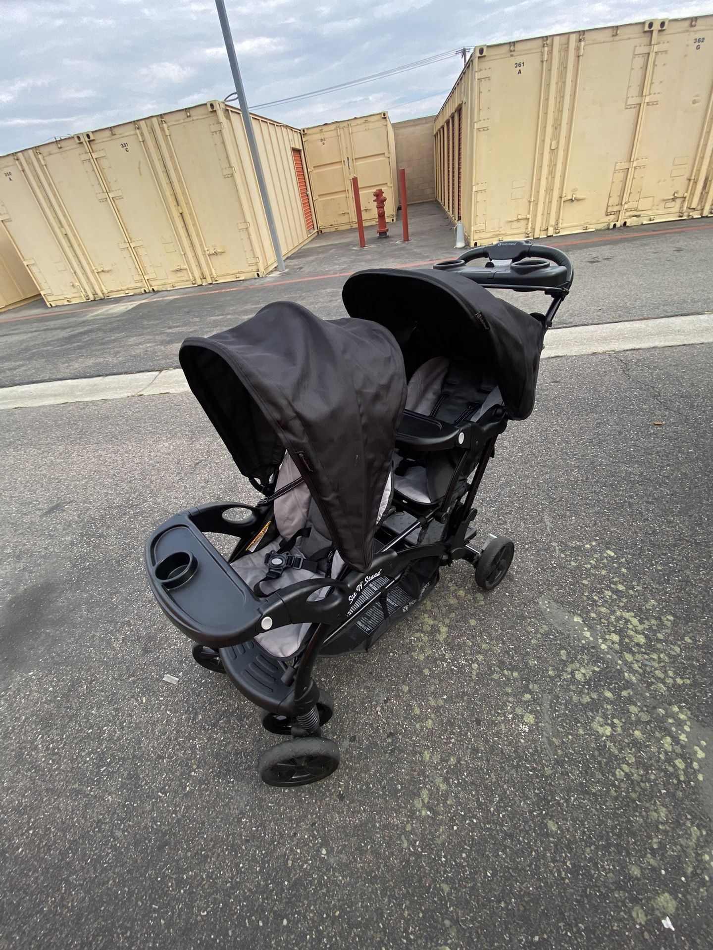 Double Child Stroller. You Can Seat 2 Children Or Seat One & The Other Can Stand.CONVERTS