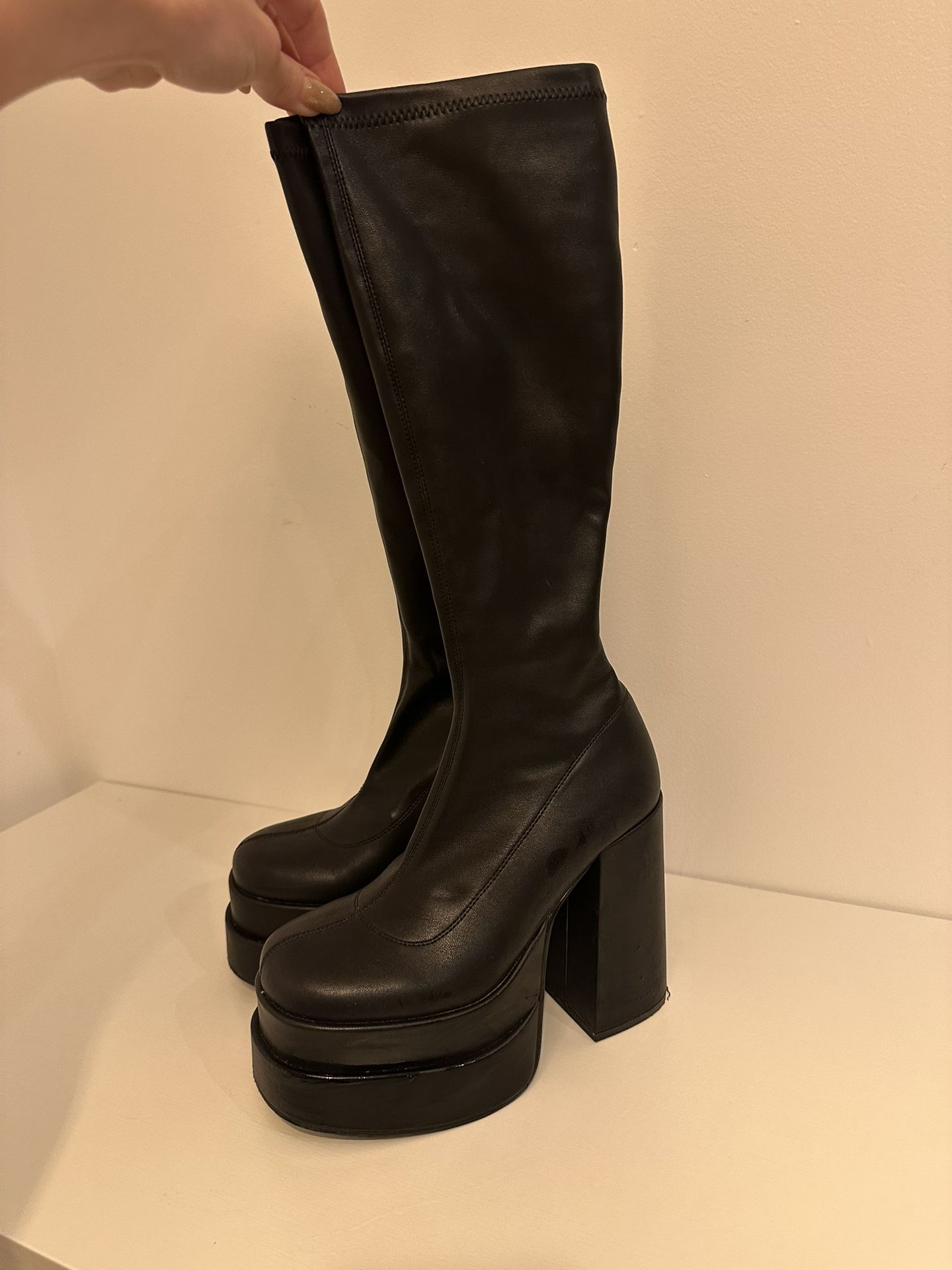 Steve Madden Black Heeled Boots