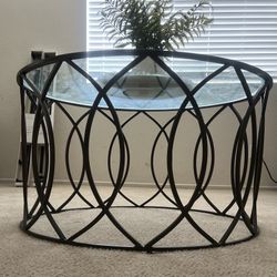 Coffee Table For Sale And Can Drop Off Palmdale Ca