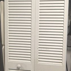 (1) 30"x 93" TALL Louver Traditional Plantation Bifold Closet/Barn Door, White