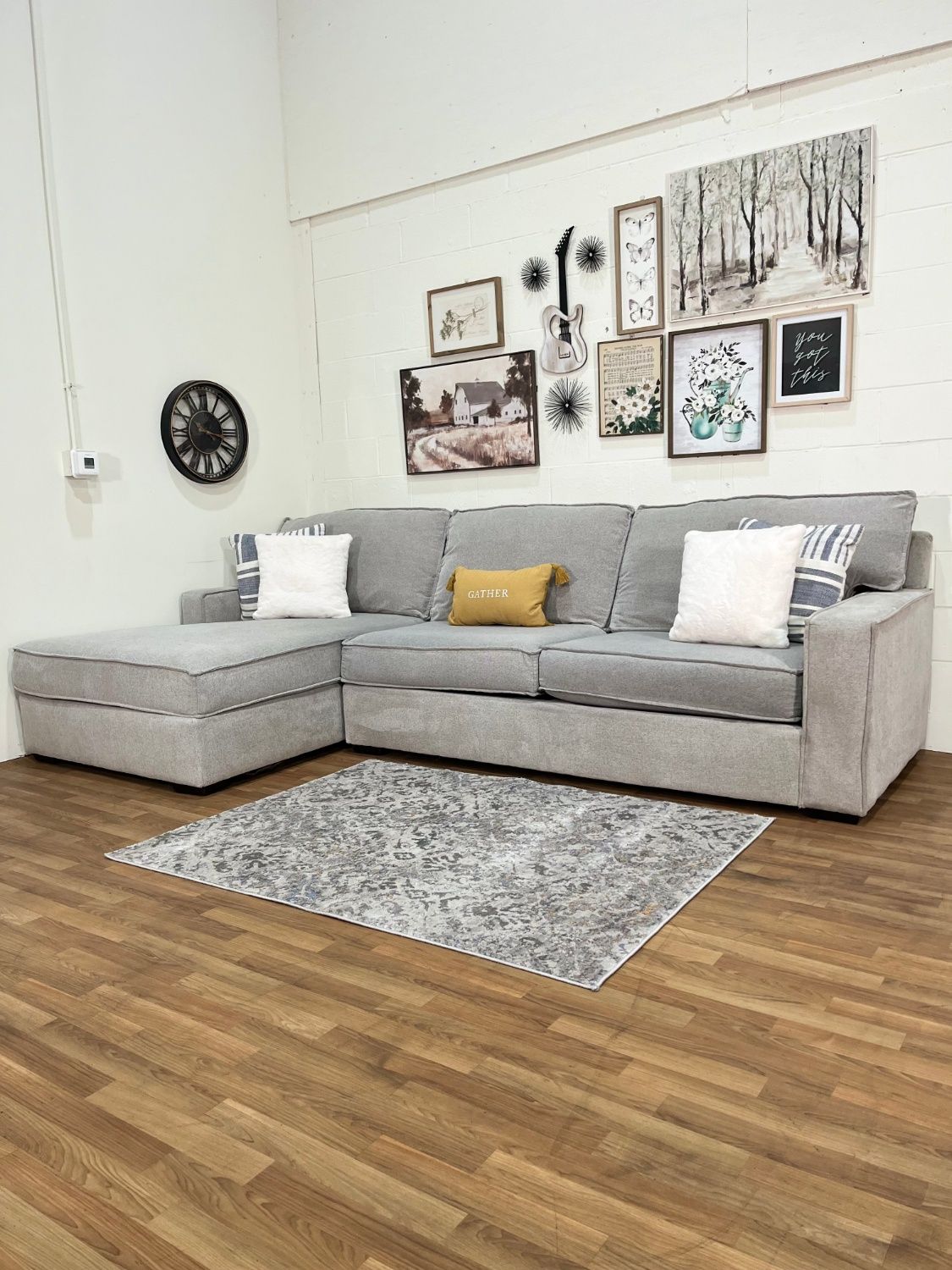 Gray Comfy Sectional Couch | Free Delivery! ๐
