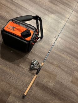 KastKing Kapstan inshore series plus tackle bag and trays.