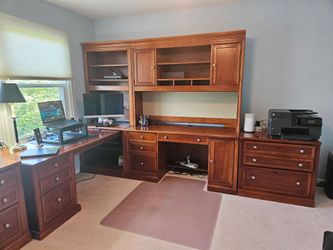 Stanley Office Furniture Set