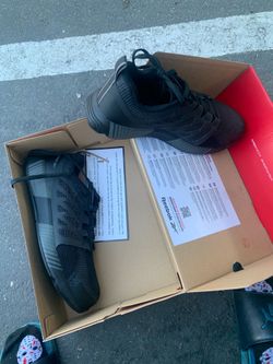 Composite toe Reebok shoes
