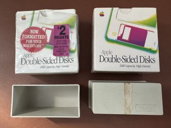 Vintage Lot of 20 Apple 3.5" HD Double-Sided Diskettes + Tandy Case & Labels