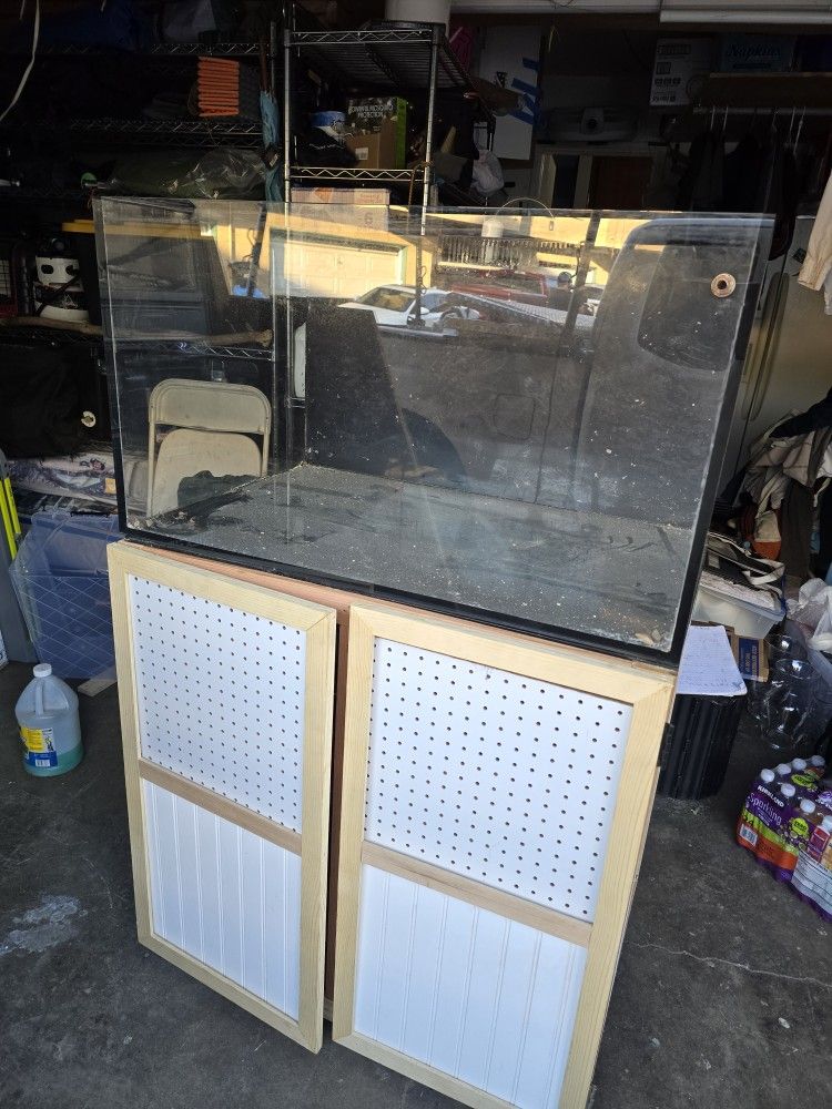 72 G Fish Tank