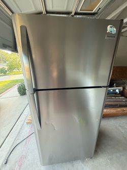 Frigidaire stainless steel fridge
