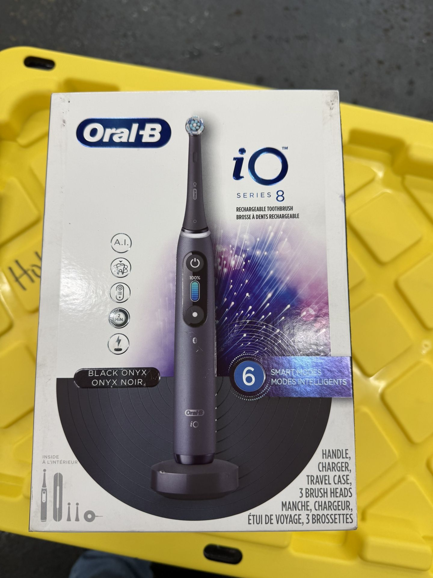 Oral-B Toothbrush IO series 8