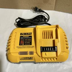 Dewalt 20V/60V fan cooled fast battery charger