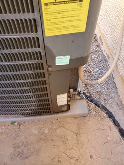 5 Ton Goodman Condensor Unit For Parts