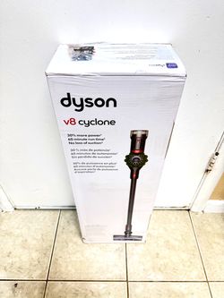 2026 Dyson v8 CYCLONE (SEALED)