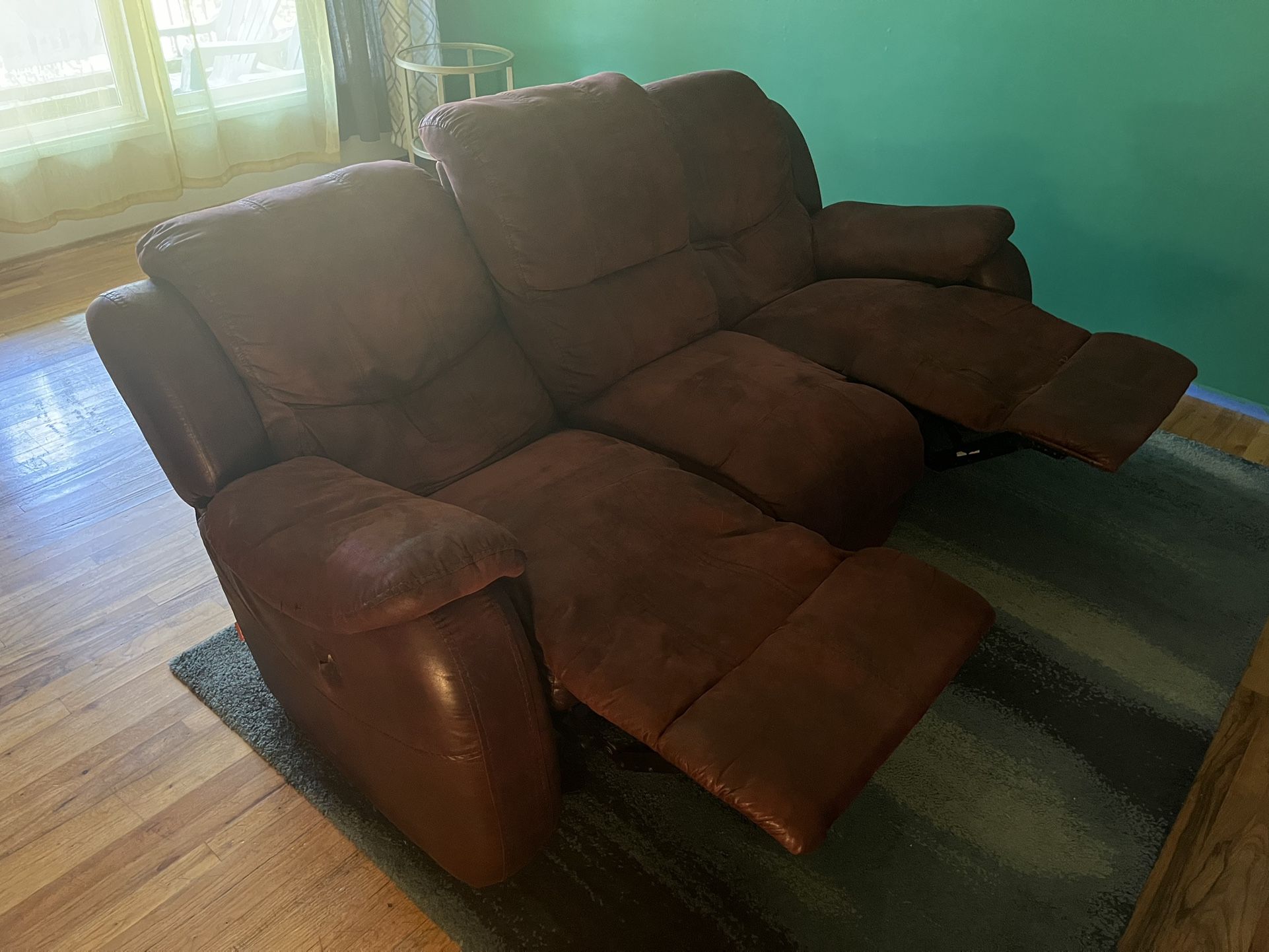 FREE COUCH