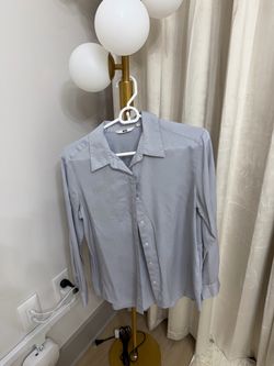 UNIQLO Womens Light Blue Striped Long Sleeve Button Down Shirt Blouse